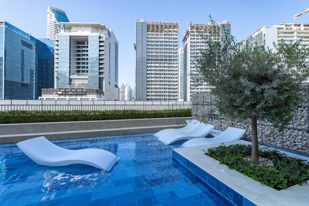 דירות דובאי Modern Cozy Haven Perfect For 4 In Business Bay מראה חיצוני תמונה